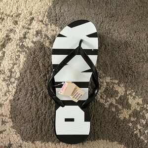 brand new Pink size medium flip flops